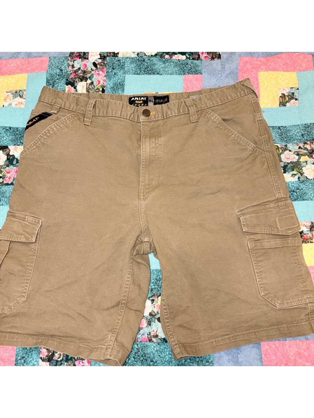 Ariat $75 Men’s Sz 40 Rebar M4 Relaxed Work Pant sMade Tough khaki cargo shorts